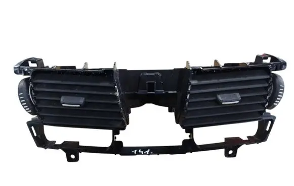 Renault Laguna III Dash center air vent grill 1001105 1002752 1001109