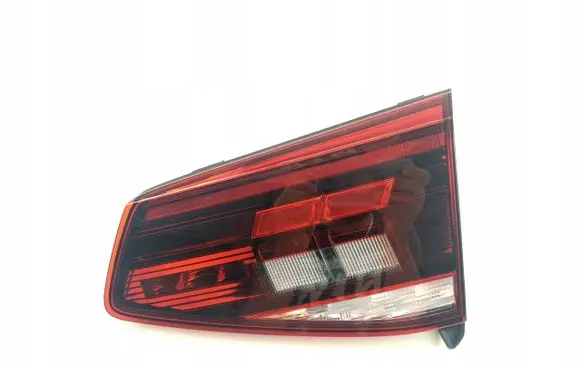 Volkswagen PASSAT B8 Tailgate rear/tail lights 3G9945094G