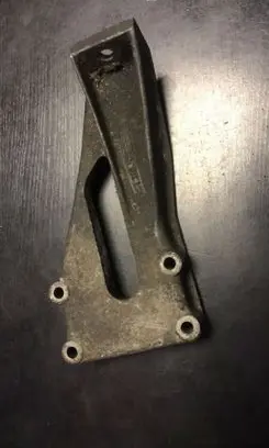 BMW 5 E34 Engine mounting bracket 1136537