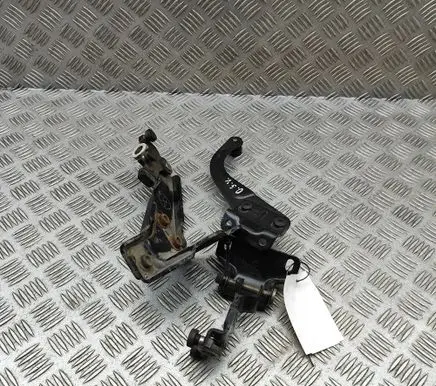 Volkswagen Caddy Rear door hinge set 2K7843398A 2K7843436B