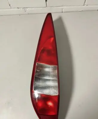 Ford Mondeo Mk III Rear/tail lights 1S7M3405C