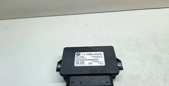 BMW 5 F10 F11 Hand brake control module 6850846