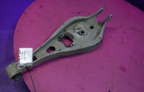 BMW 3 E46 Rear control arm 333210948900
