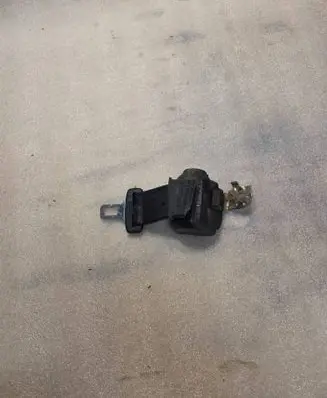 Audi A8 S8 D2 4D Middle seatbelt (rear) 4A0857713 4A0857713N