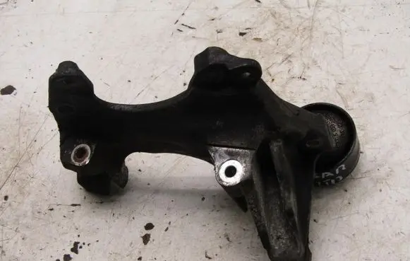 Nissan Pulsar Generator/alternator bracket 117104394R