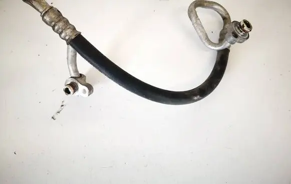 Ford Focus Air conditioning (A/C) pipe/hose