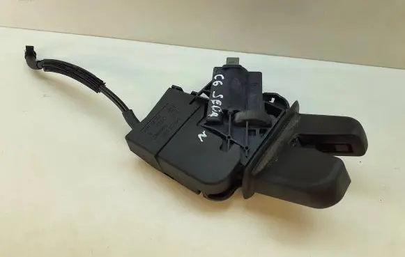 Audi A6 S6 C6 4F Tailgate/trunk/boot lock/catch/latch 4F5827505A