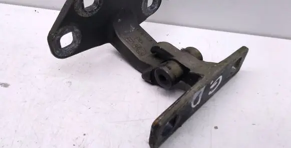 BMW X5 E53 Tailgate/trunk/boot hinge 8402183