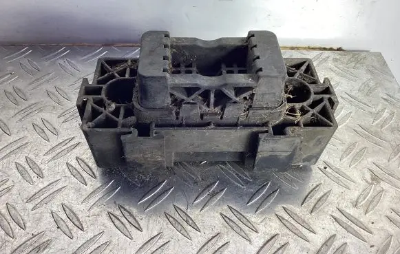 Mercedes-Benz GLE (W166 - C292) Jacking socket point A1666980081 A2046920028 A2046900009