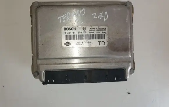 Nissan Terrano Engine control unit/module 0281011040