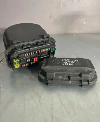 BMW 1 F20 F21 Fuse box set 9224872 10688710