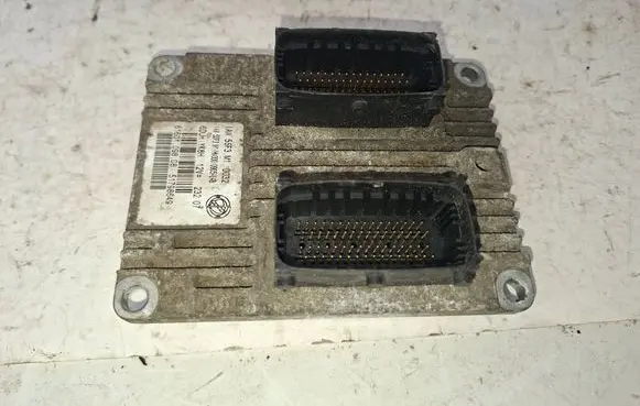 Fiat Grande Punto Engine control unit/module 51798649 5SF3M1D032 6160109808