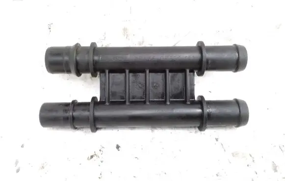 Ford Transit Engine coolant pipe/hose 923824