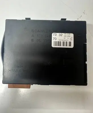 Mercedes-Benz ML W163 Comfort/convenience module A1635457332 05371370