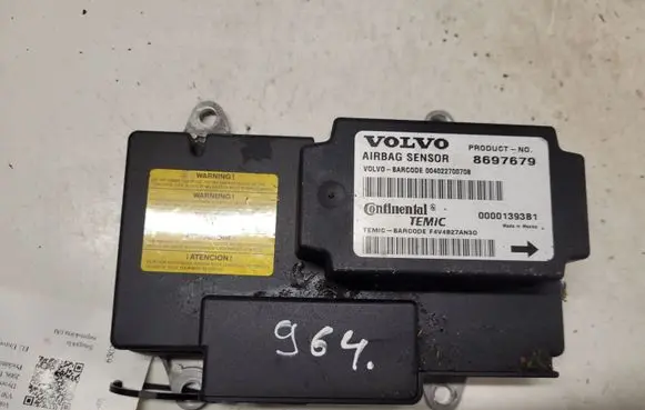 Volvo V50 Airbag control unit/module 8697679