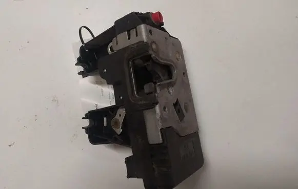 Opel Zafira A Rear door lock 24414134