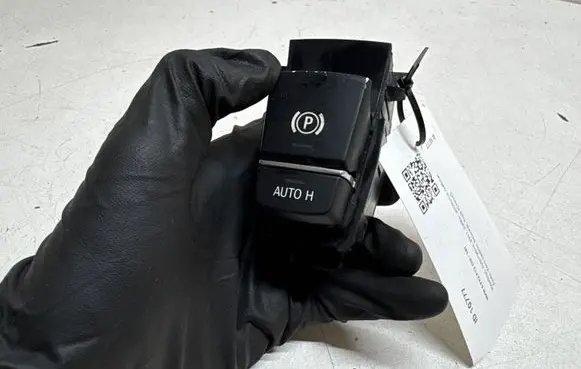 BMW 6 F12 F13 Hand parking brake switch 9217594