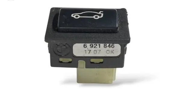 BMW 5 E60 E61 Tailgate opening switch 6921846
