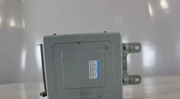 Mitsubishi Carisma Gearbox control unit/module MD761732 G1T17175E