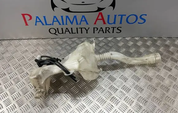 Peugeot 3008 I Windshield washer fluid reservoir/tank 9685005580