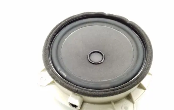 Hyundai ix35 Rear door speaker 963302S500