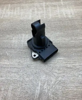 Toyota Avensis T250 Mass air flow meter 222040D030 1974002120