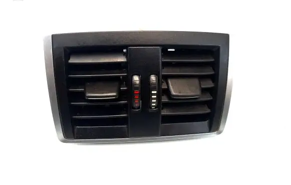 BMW 3 F30 F35 F31 Rear air vent grill 933367502 0959802 9333675