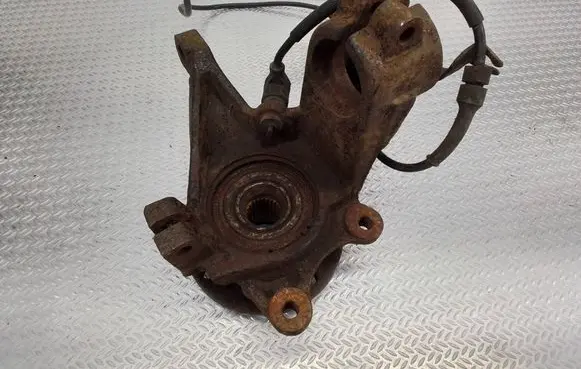Citroen Berlingo Front wheel hub spindle knuckle 