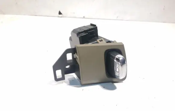 Audi A4 S4 B8 8K Ignition lock 8K0909131
