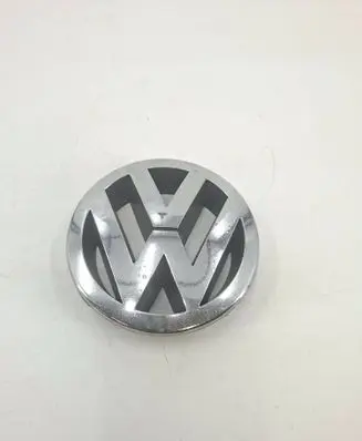 Volkswagen PASSAT B6 Manufacturer badge logo/emblem 5M0853