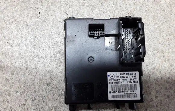Mercedes-Benz E W213 Air conditioning/heating control unit A0009003013