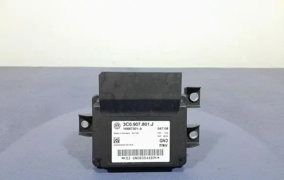 Volkswagen PASSAT B6 Other control units/modules 3C0907801J