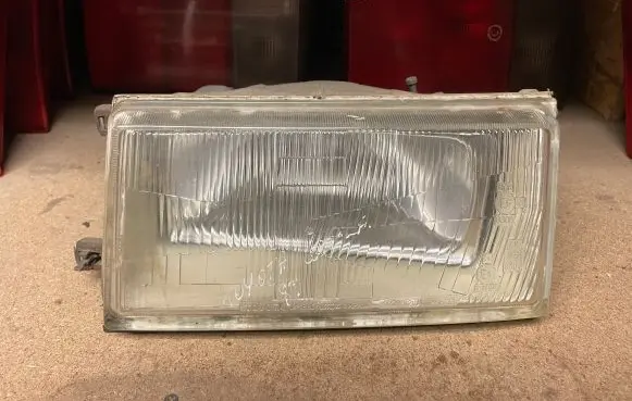 Toyota Corolla E80 Headlight/headlamp 12188 11073858