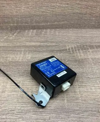 Toyota Prius (XW20) Door control unit/module 8974147100 61B173000