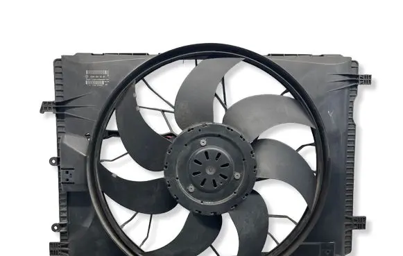 Mercedes-Benz E W212 Electric radiator cooling fan A2045000293