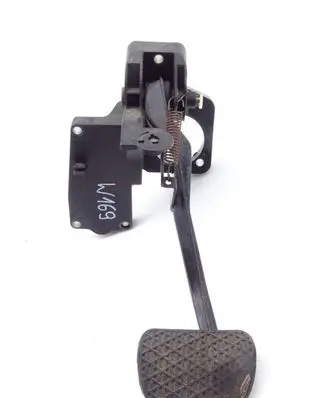 Mercedes-Benz A W169 Brake pedal