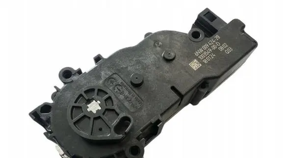 Tesla Model S Rear door soft close latching motor 1003549-00-D