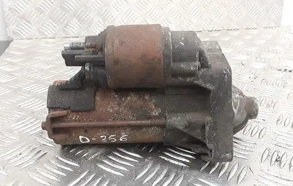 Renault Kangoo II Starter motor 233003329r ts12e9