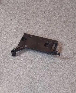Volkswagen PASSAT B8 Battery tray 3G0907509 3G0.907.509
