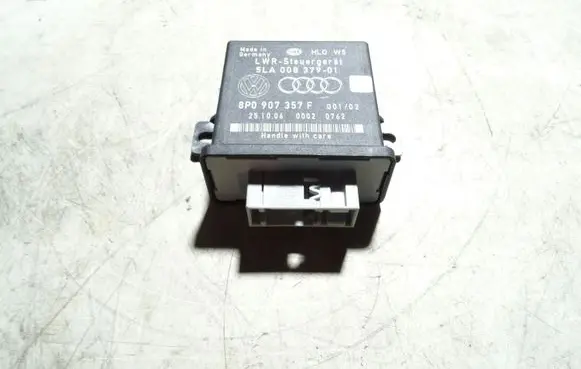 Audi A4 S4 B7 8E 8H Light module LCM 8P0907357F 5LA00837901