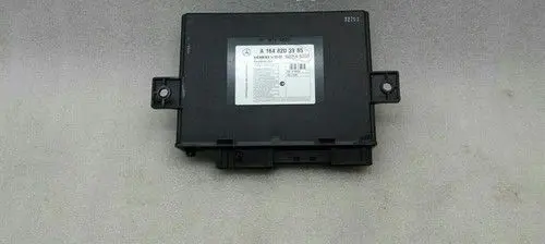 Mercedes-Benz ML W164 Air suspension control unit module (rear) A1648203985