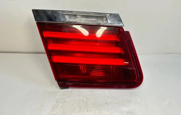 BMW 7 F01 F02 F03 F04 Tailgate rear/tail lights 7300271 63217300271