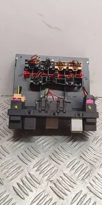 Volkswagen PASSAT B6 Comfort/convenience module 3C0937049AJ F005V00661 H54S2202