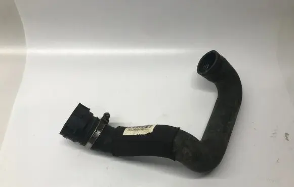 BMW 5 F10 F11 Engine coolant pipe/hose 7583880030