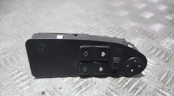 BMW 5 E39 Electric window control switch 368988