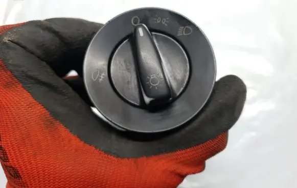 Volkswagen PASSAT B5 Light switch 1C0941531
