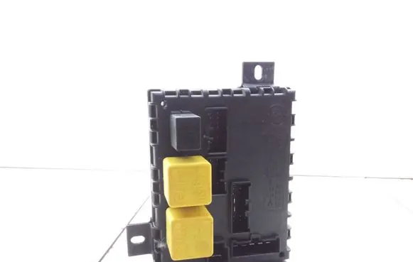 Alfa Romeo 156 Fuse module 46447809 A223