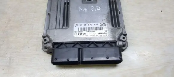 Opel Insignia A Engine control unit/module 55573579 0281015774