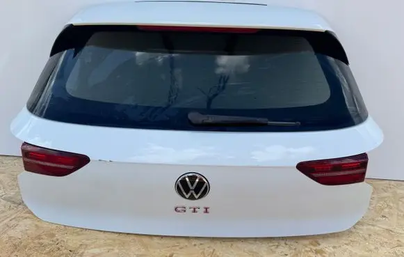 Volkswagen Golf VIII Tailgate/trunk/boot lid 