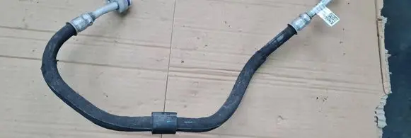 Audi A5 Air conditioning (A/C) pipe/hose 8W0816721BD 1000438885 ST9305